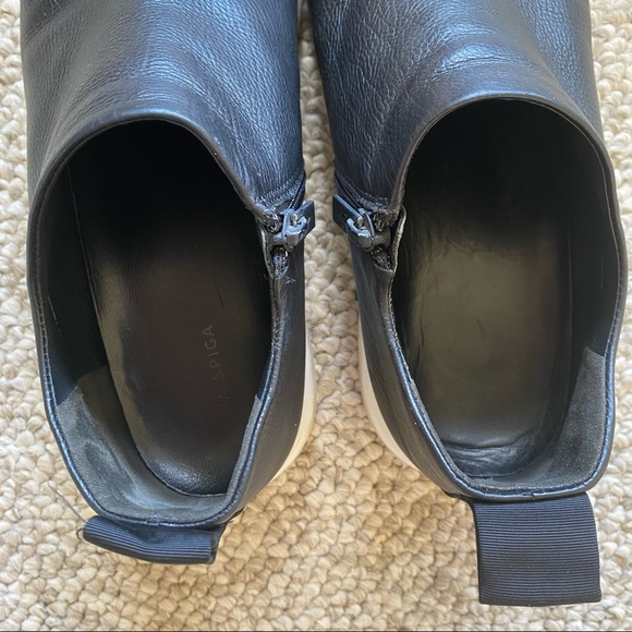 SOLD Via Spiga Marlow slip on - Picture 8 of 8